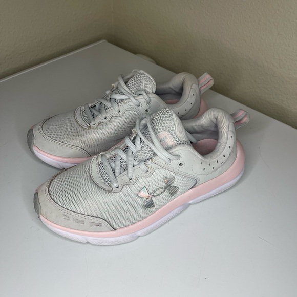 Sold❌❌❌❌Under Armour Girls Size 5 Assert 10 Running Shoes White Pink Mesh - Picture 3 of 5